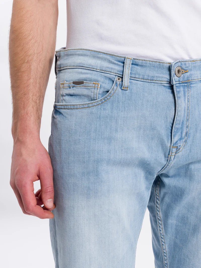 LEOM | HERREN JEANS SHORTS