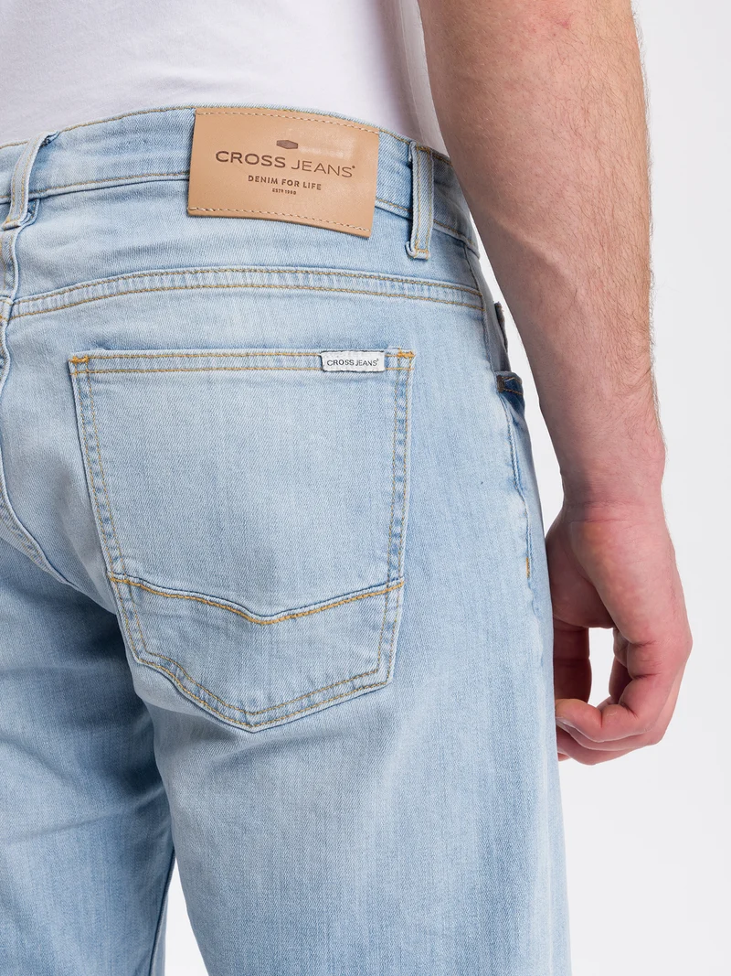 LEOM | HERREN JEANS SHORTS