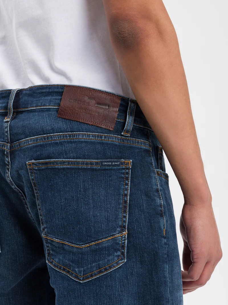LEOM | HERREN JEANS SHORTS