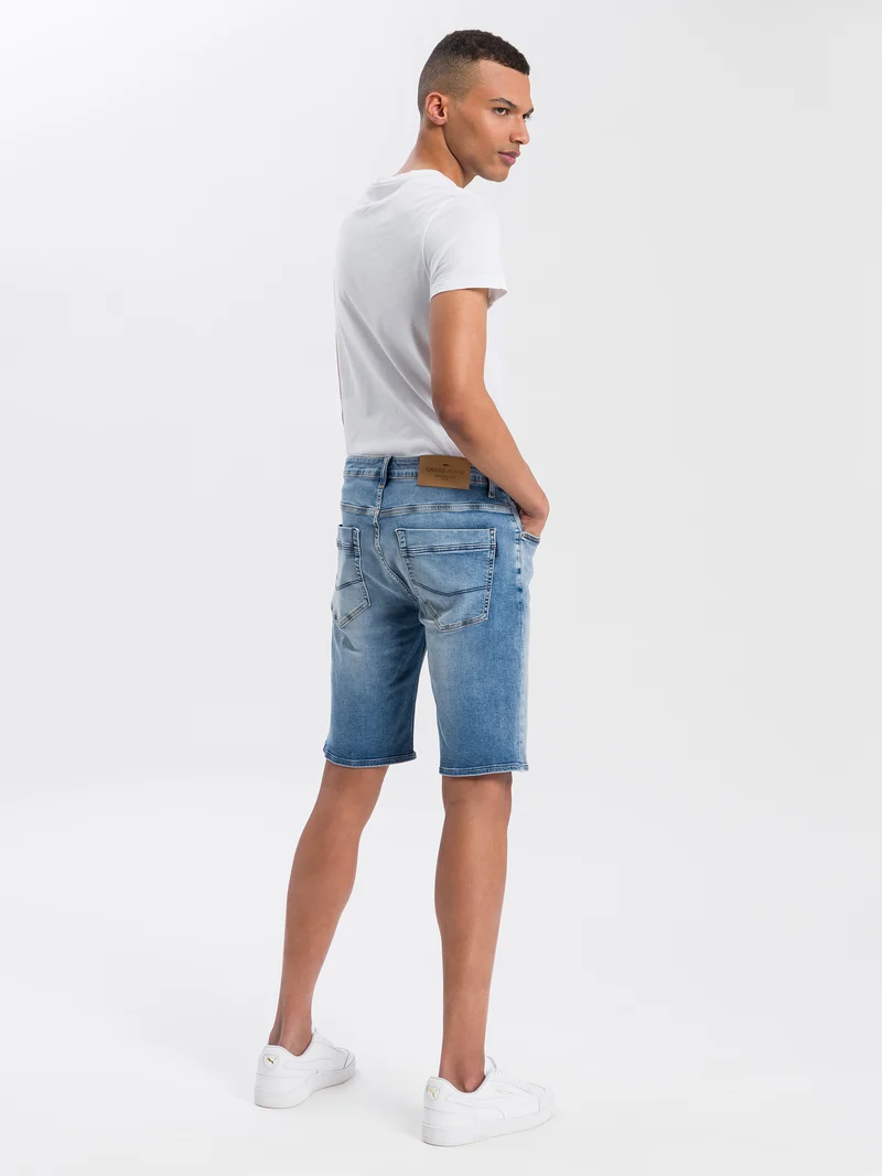 JIM | HERREN JEANS SHORTS