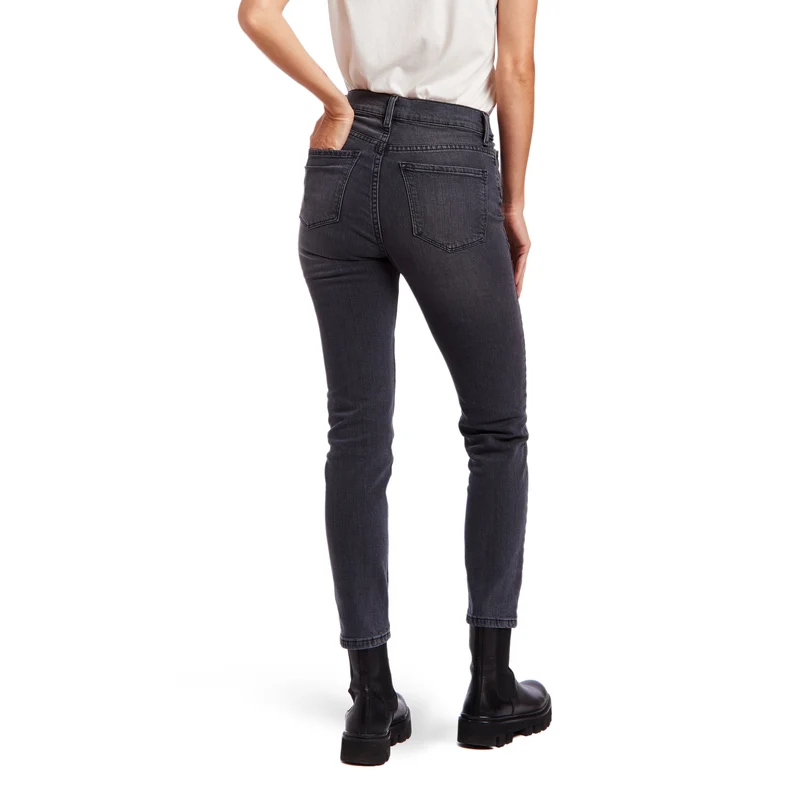 Allen High Rise Slim Mom Jeans