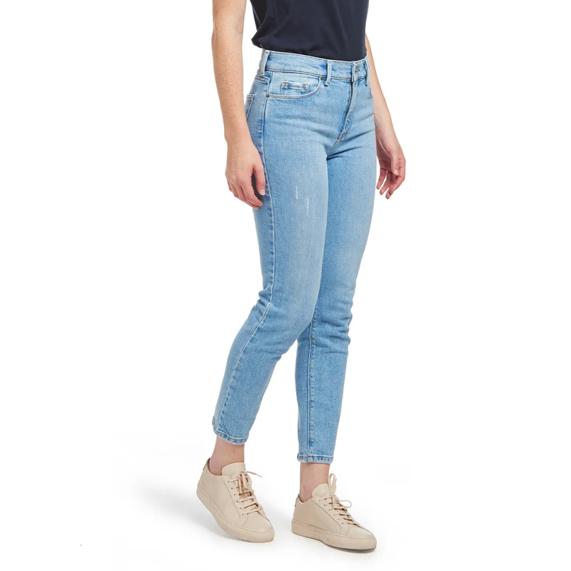 Hubert High Rise Slim Mom Jeans