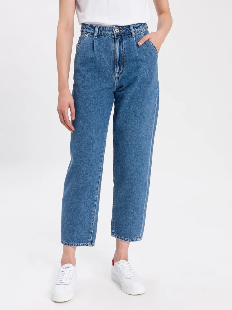 PLEATED SLOUCHY | LOOSE FIT JEANS