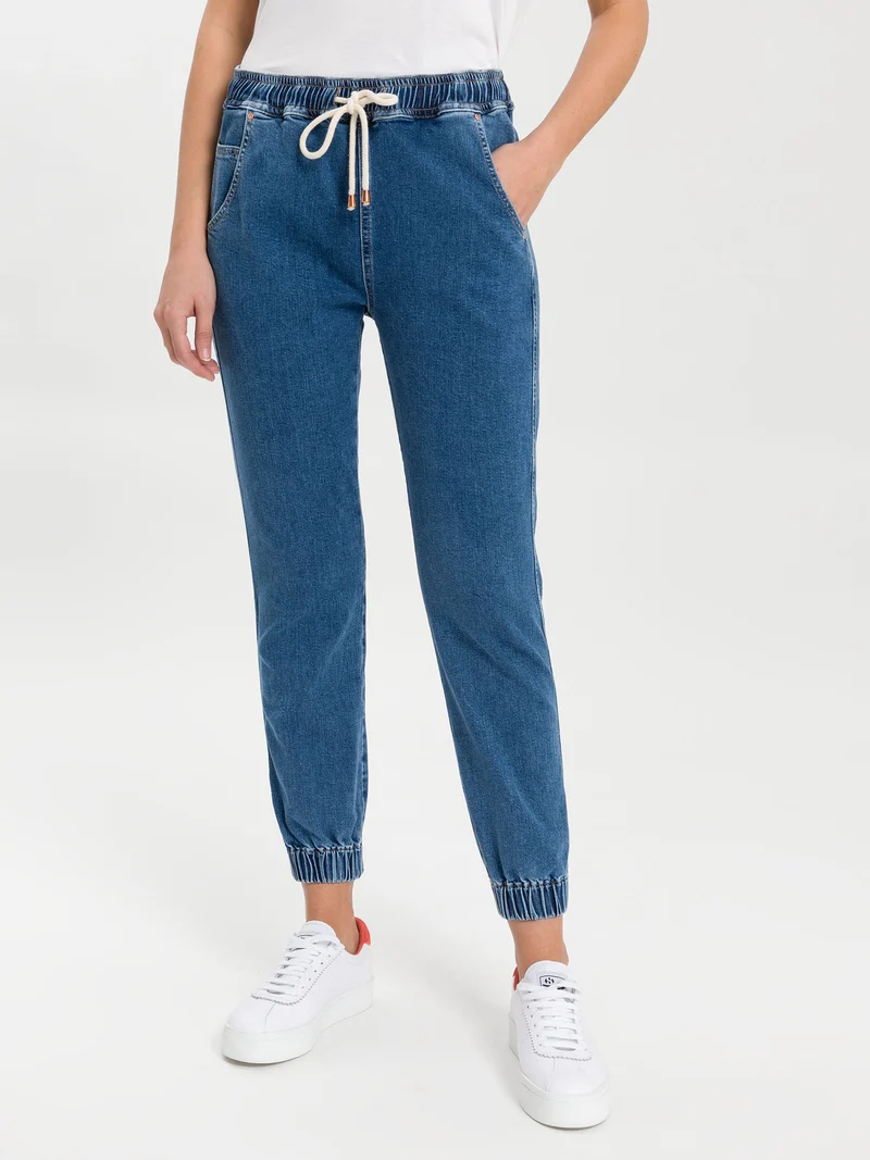 JOGGER | REGULAR FIT JOGG PANTS