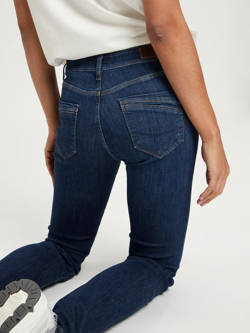 ANYA | SLIM FIT JEANS