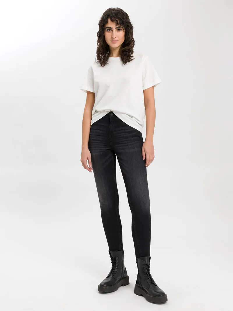 JUDY | SUPER SKINNY FIT JEANS