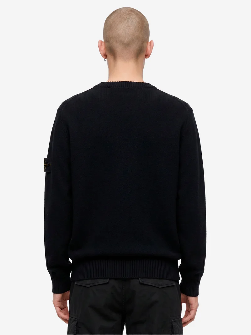 Maglione girocollo nero in lana con finiture a costine