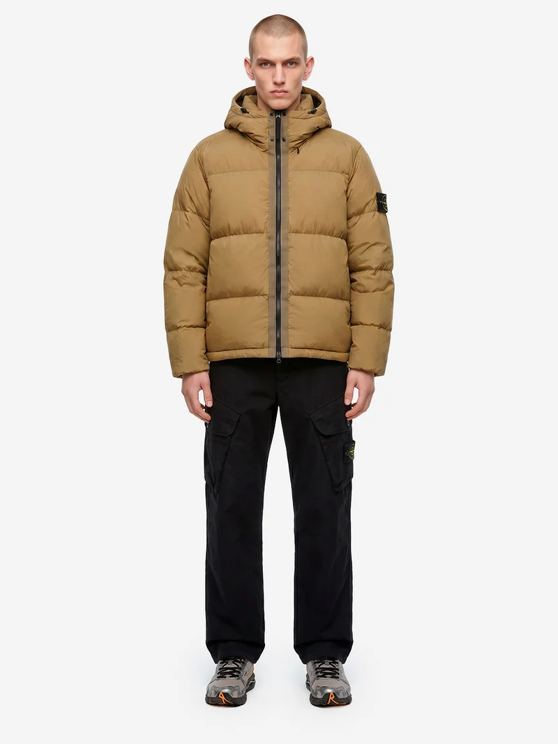 Piumino verde militare in nylon matt ripstop con cappuccio staccabile
