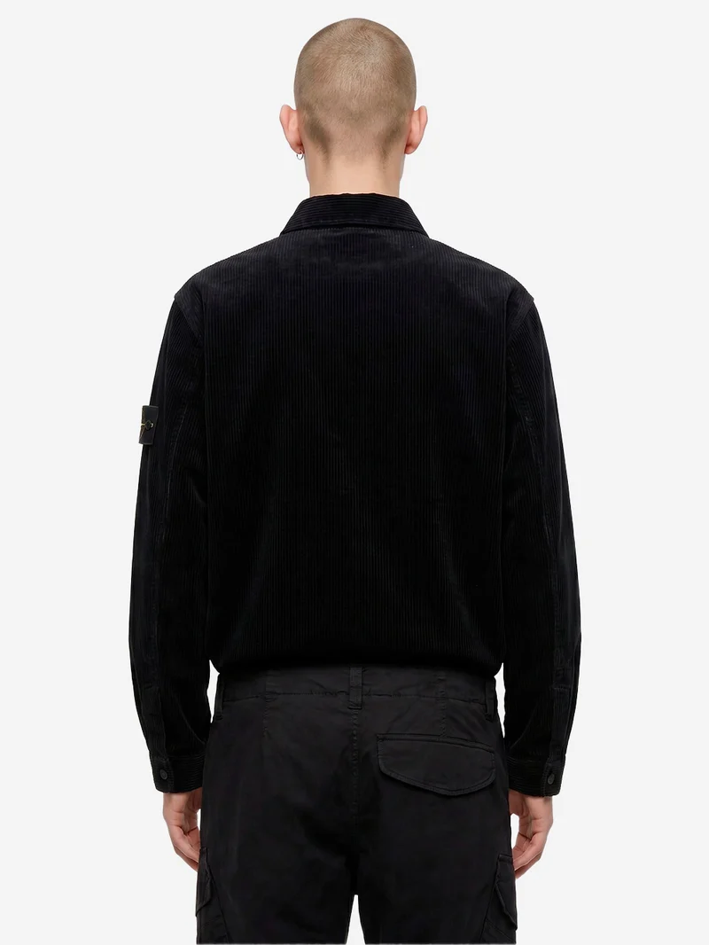Overshirt nera in corduroy di cotone con tasca e badge