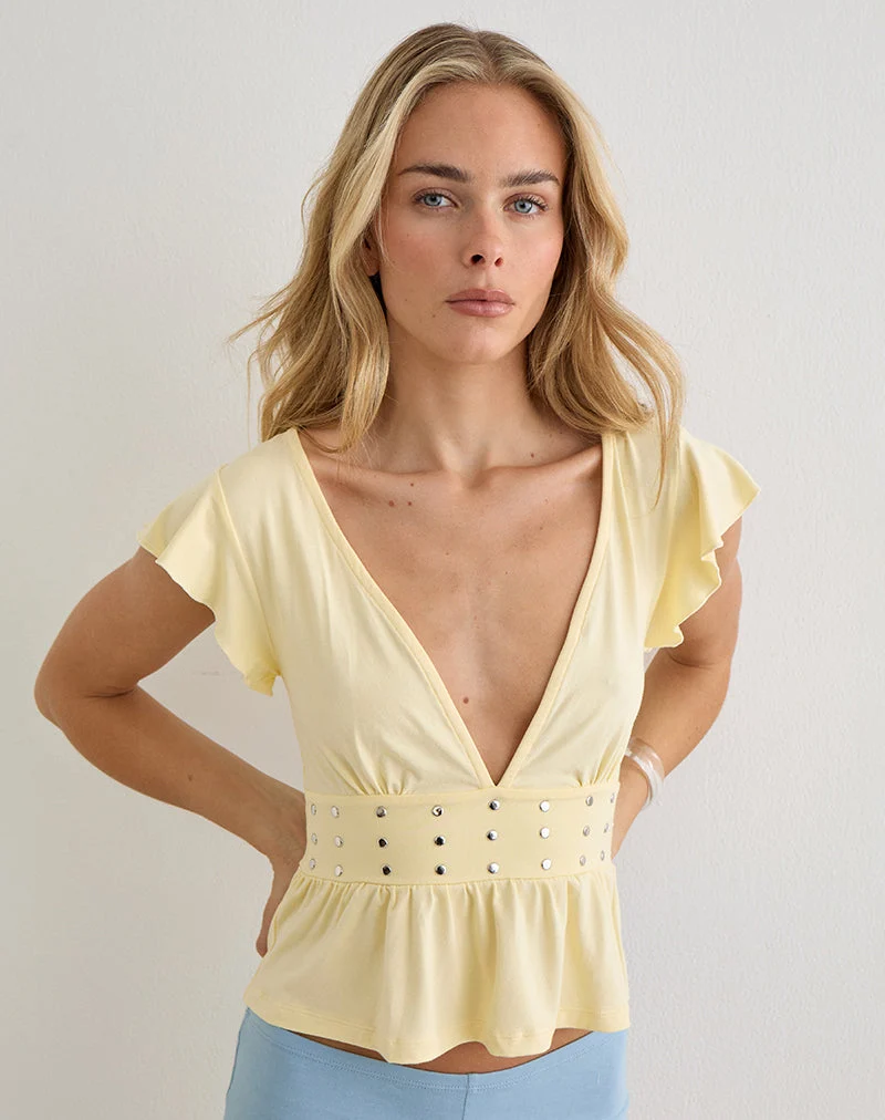 Leisma-Top mit Rüschen aus Jersey in der Farbe „Lemon“ mit Nieten