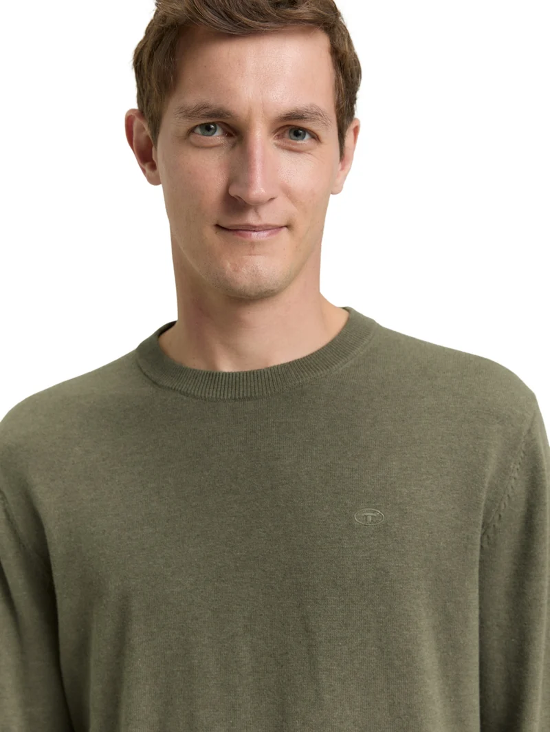 basic crewneck knit, tea leaf melange