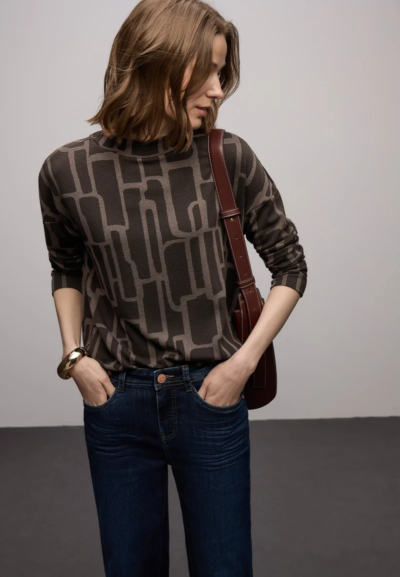 LTD QR dessin turtle neck shir, darkest brown