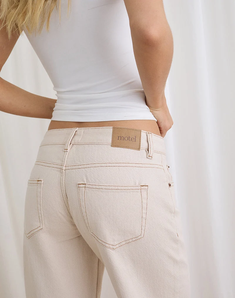 Lose sitzende Flare-Jeans mit niedriger Leibhöhe aus Twill in Off-White