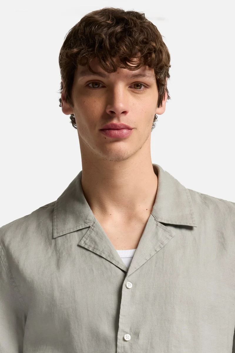 Linen Camp Shirt in Sage