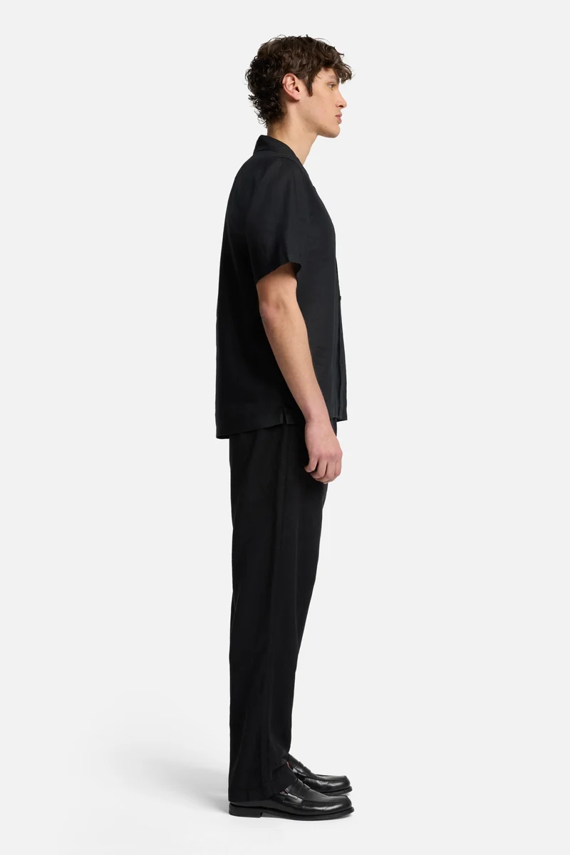 Linen Camp Shirt in Black