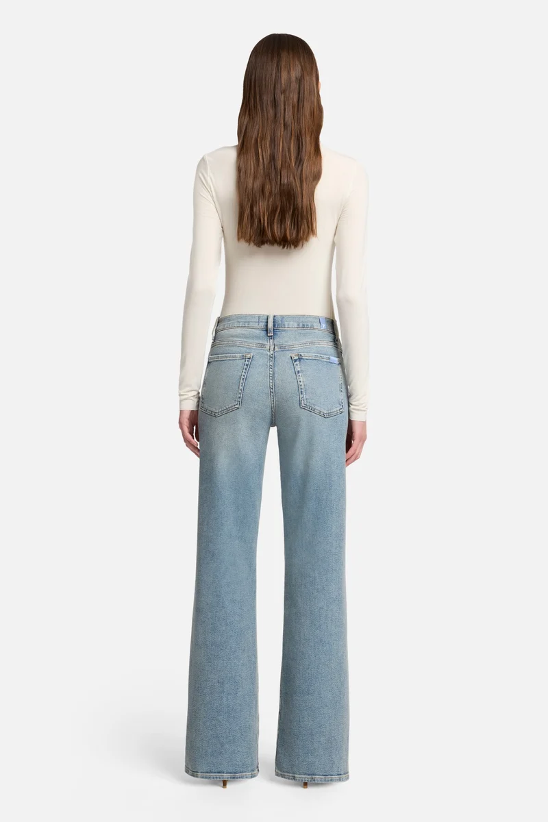 Luxe Vintage Alexa in Amuse Me