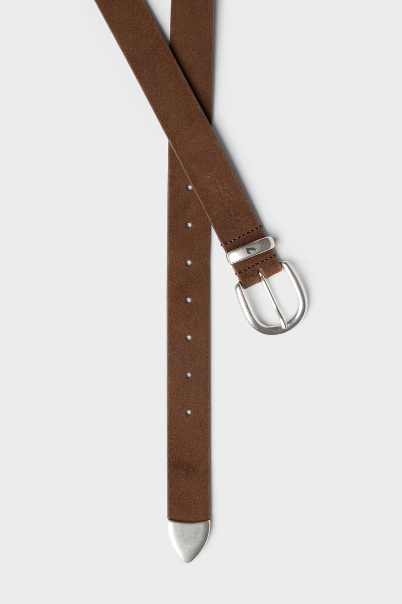 Metal Loop Suede Belt in Chocolate