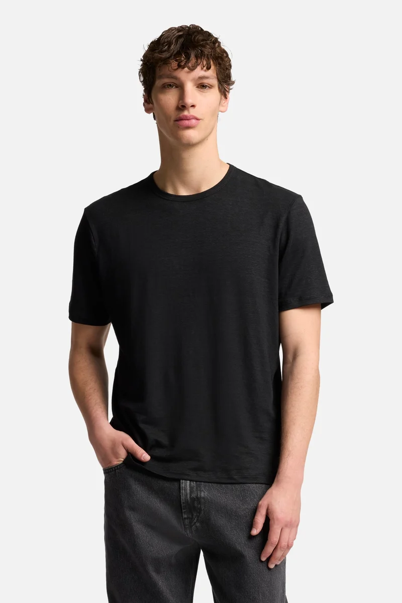 Linen Tee in Black