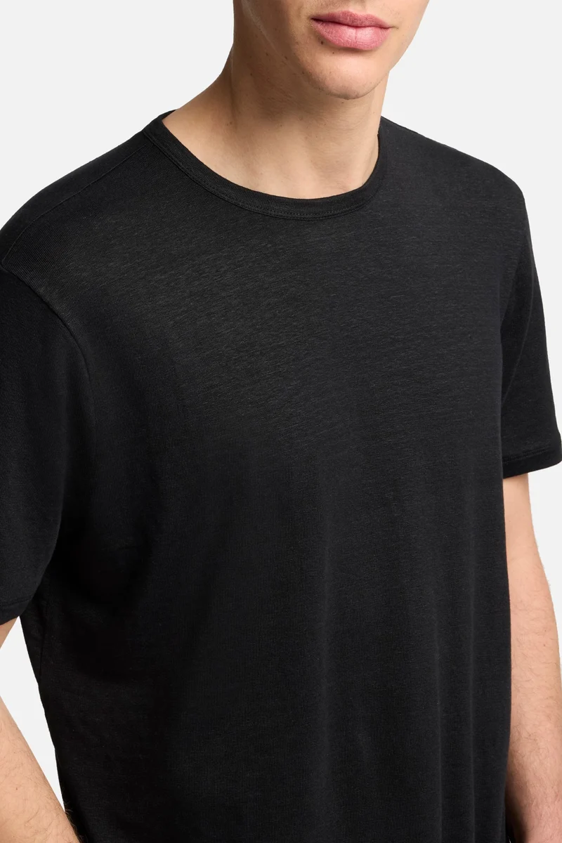 Linen Tee in Black