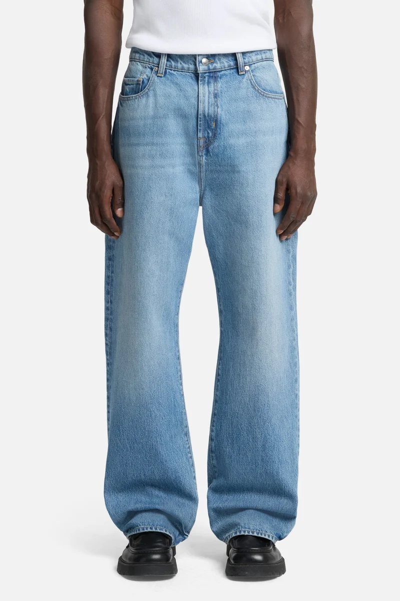 Wide Leg Jean in Mason