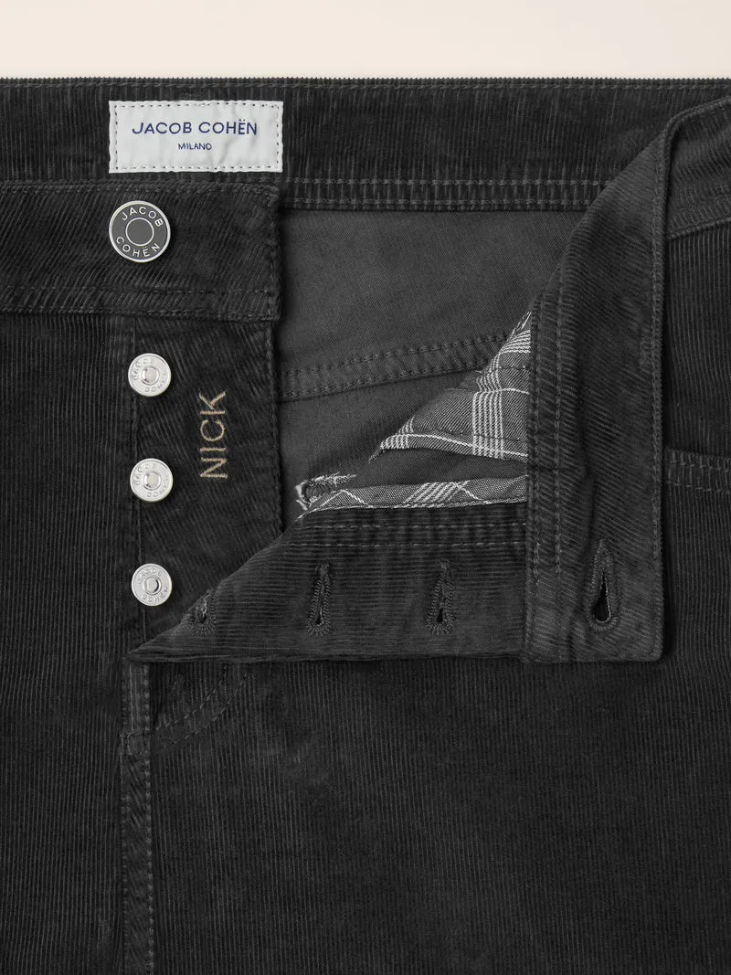 Nick — Fine-Ribbed Corduroy Pants