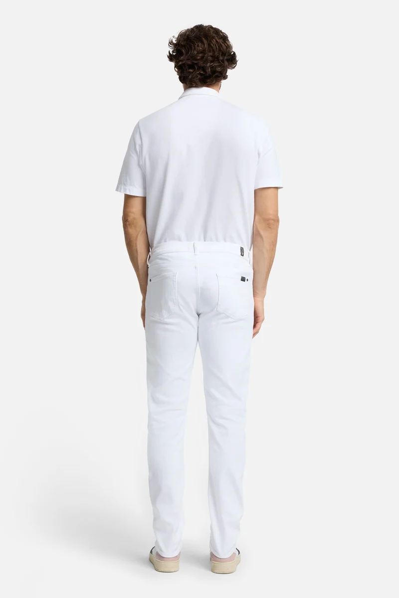 Luxe Performance Slimmy Tapered in White