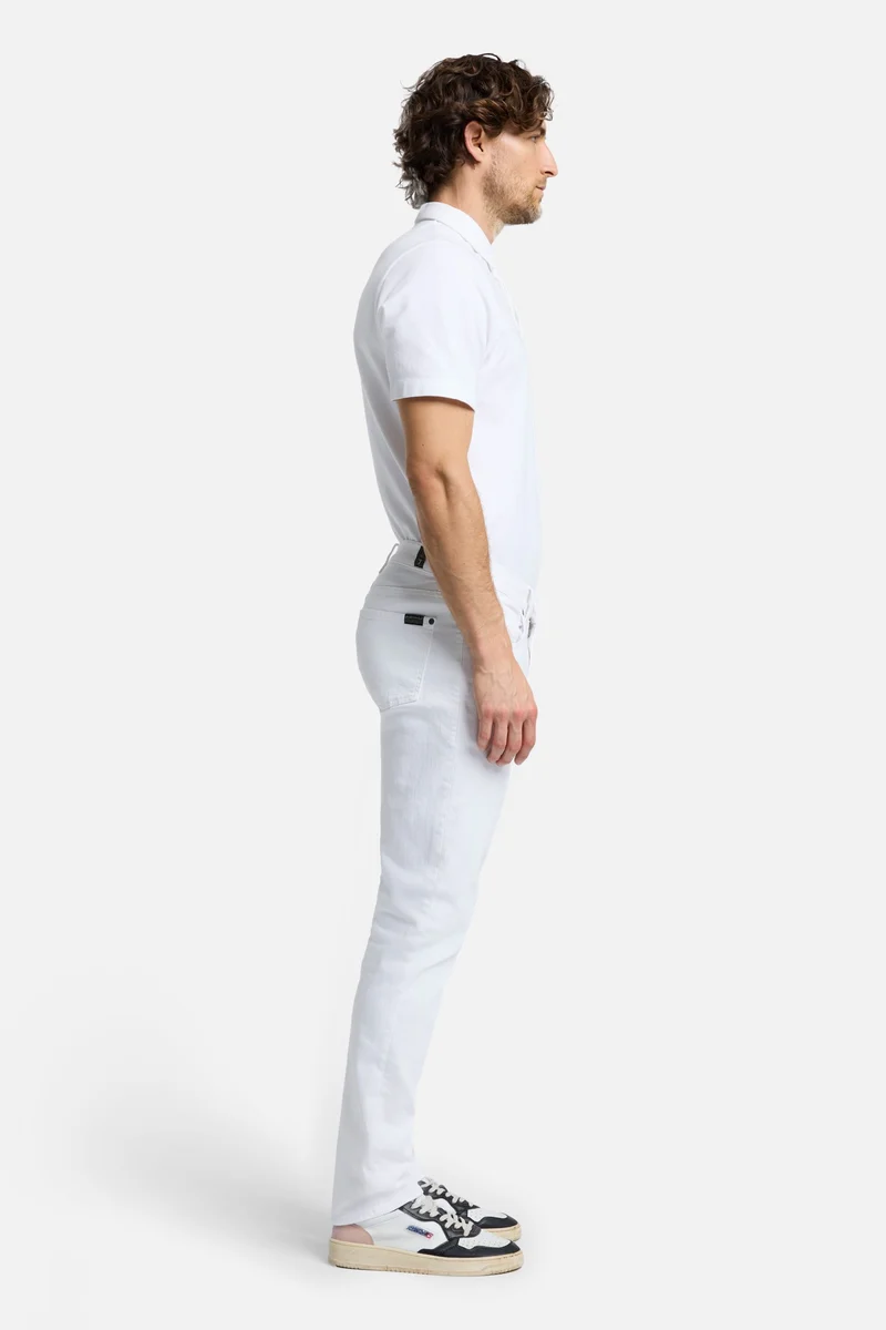 Luxe Performance Slimmy Tapered in White