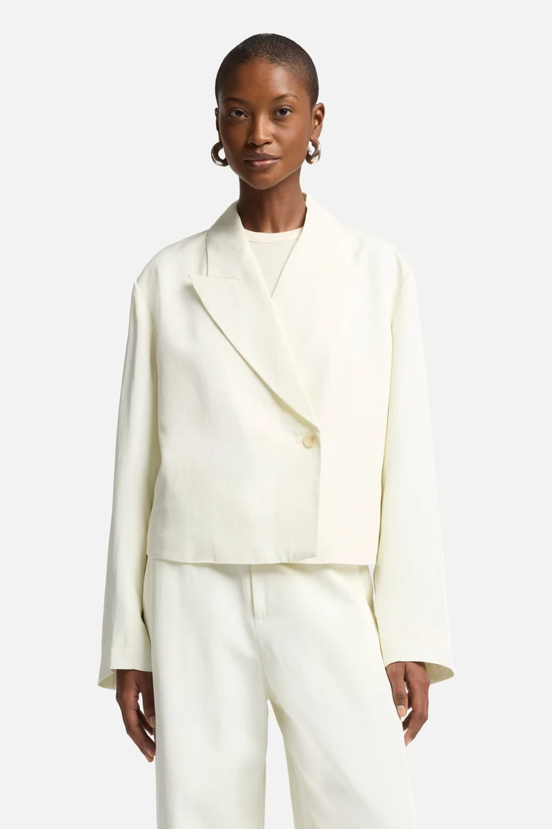 Cropped Linen Blend Blazer in Ivory