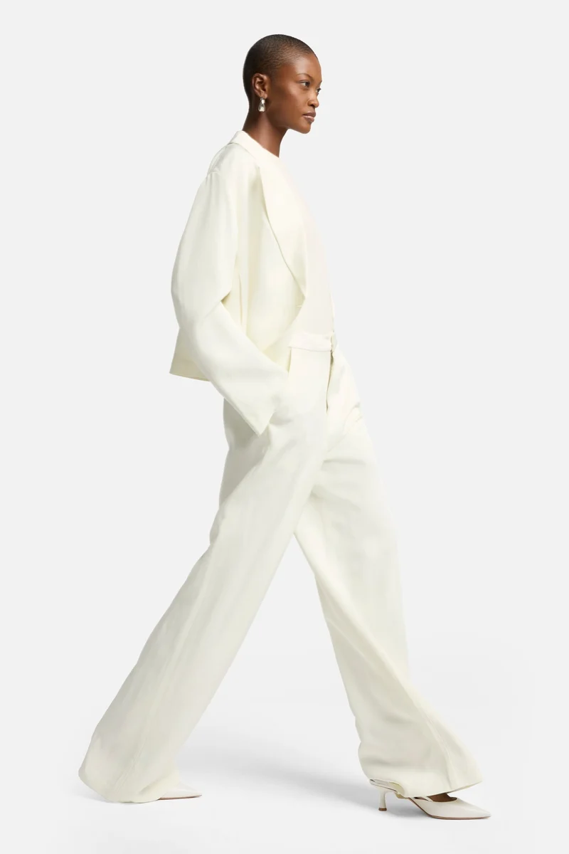 Cropped Linen Blend Blazer in Ivory