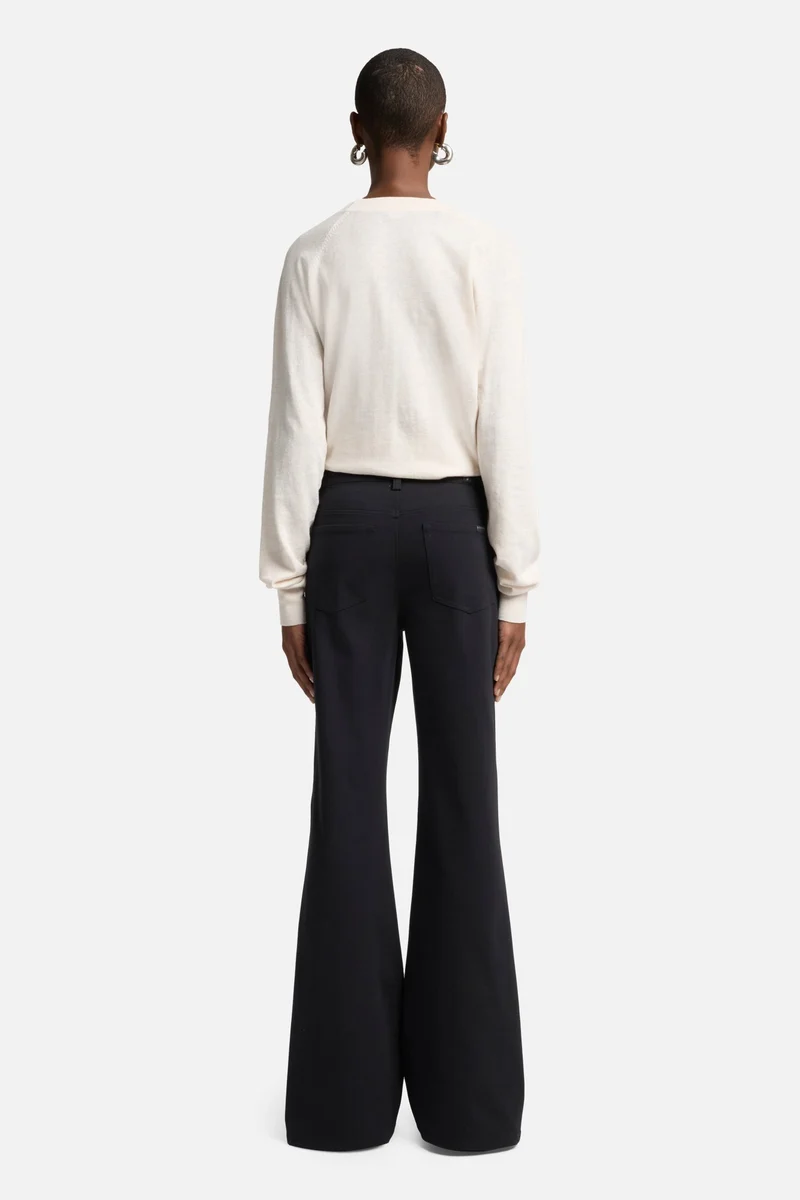Luxe Performance Knit Modern Dojo in Black
