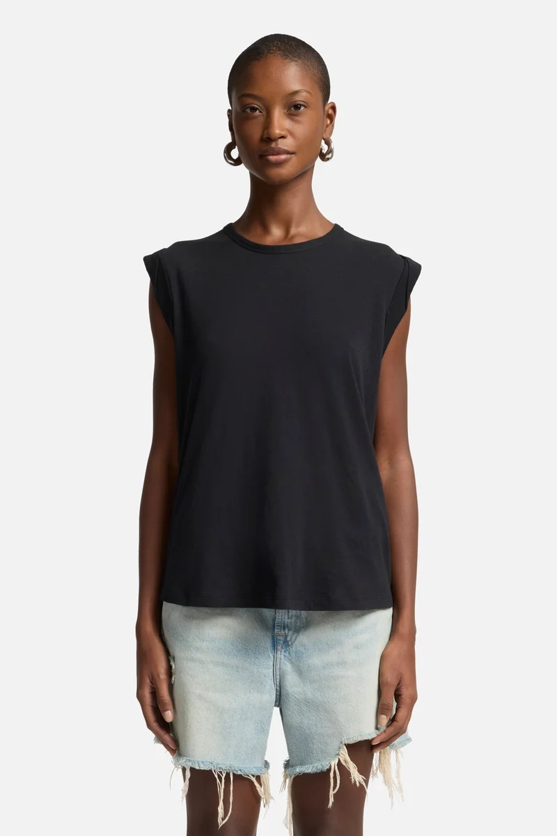 Linen Blend Muscle Tee in Black