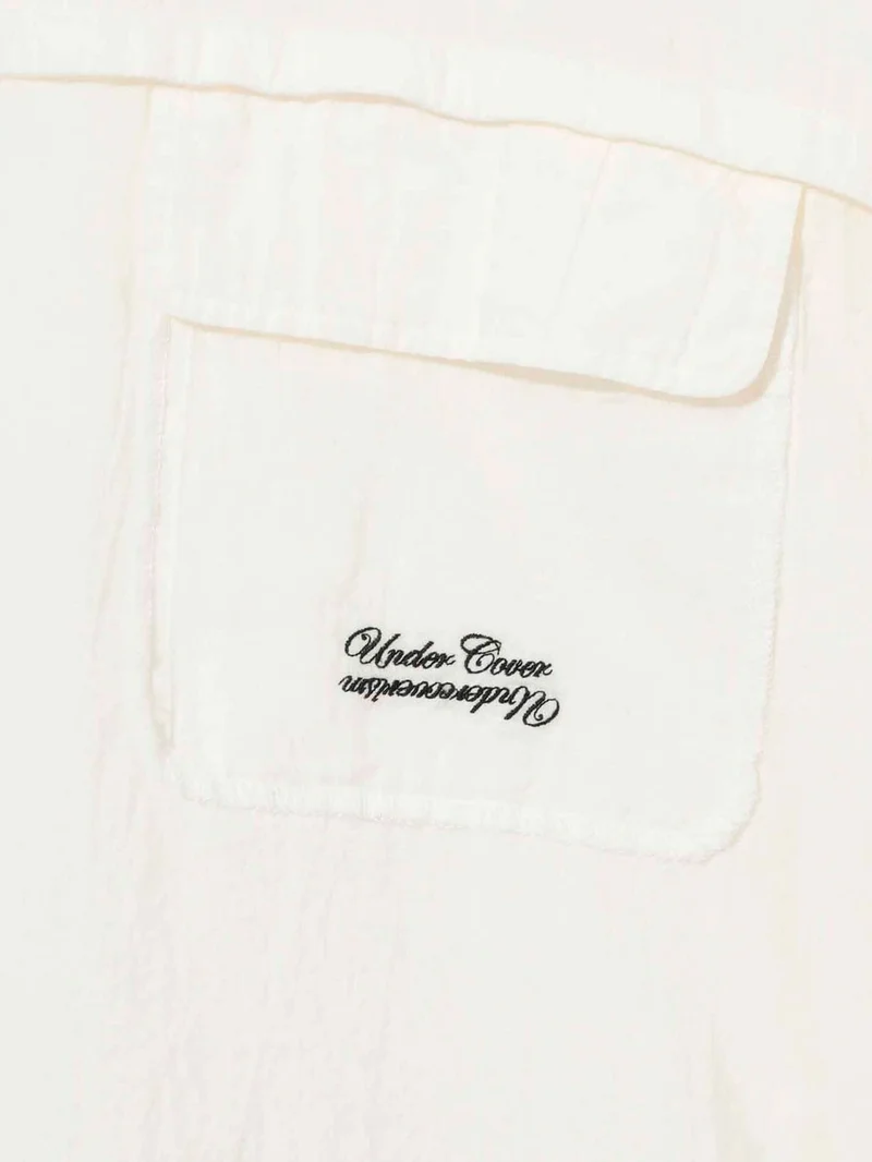 Camicia a manica corta bianca con collo aperto in misto lino e ramia