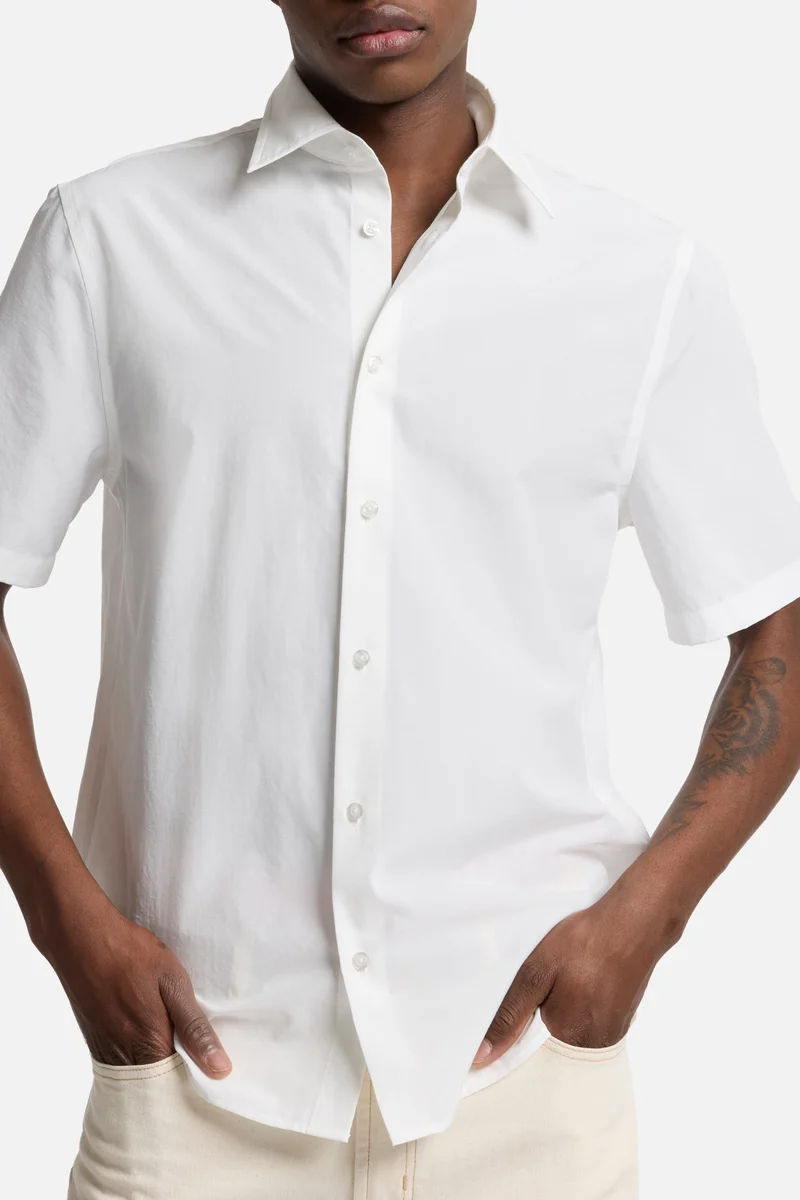 Short Sleeve Poplin Shirt in White