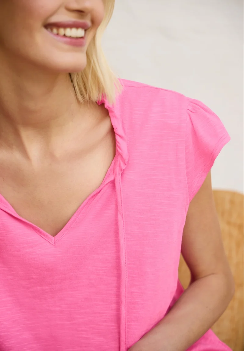 LTD QR Studio_Shirt w.frill ne, simply pink