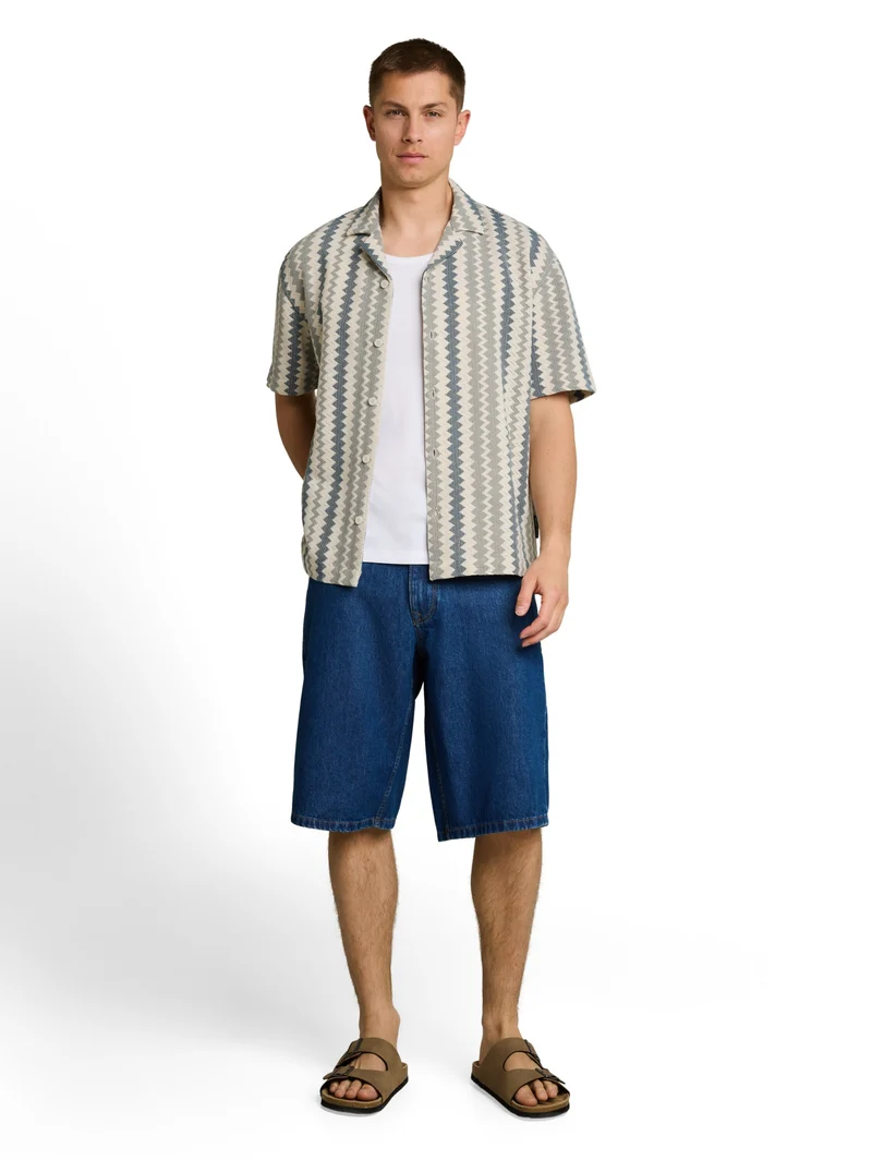 loose textured crochet resort, green white zick zack stripe