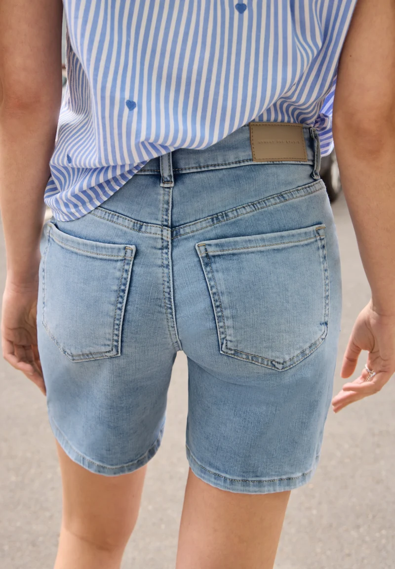 Studio Style Shorts,hw,light b, Light Blue Random washed