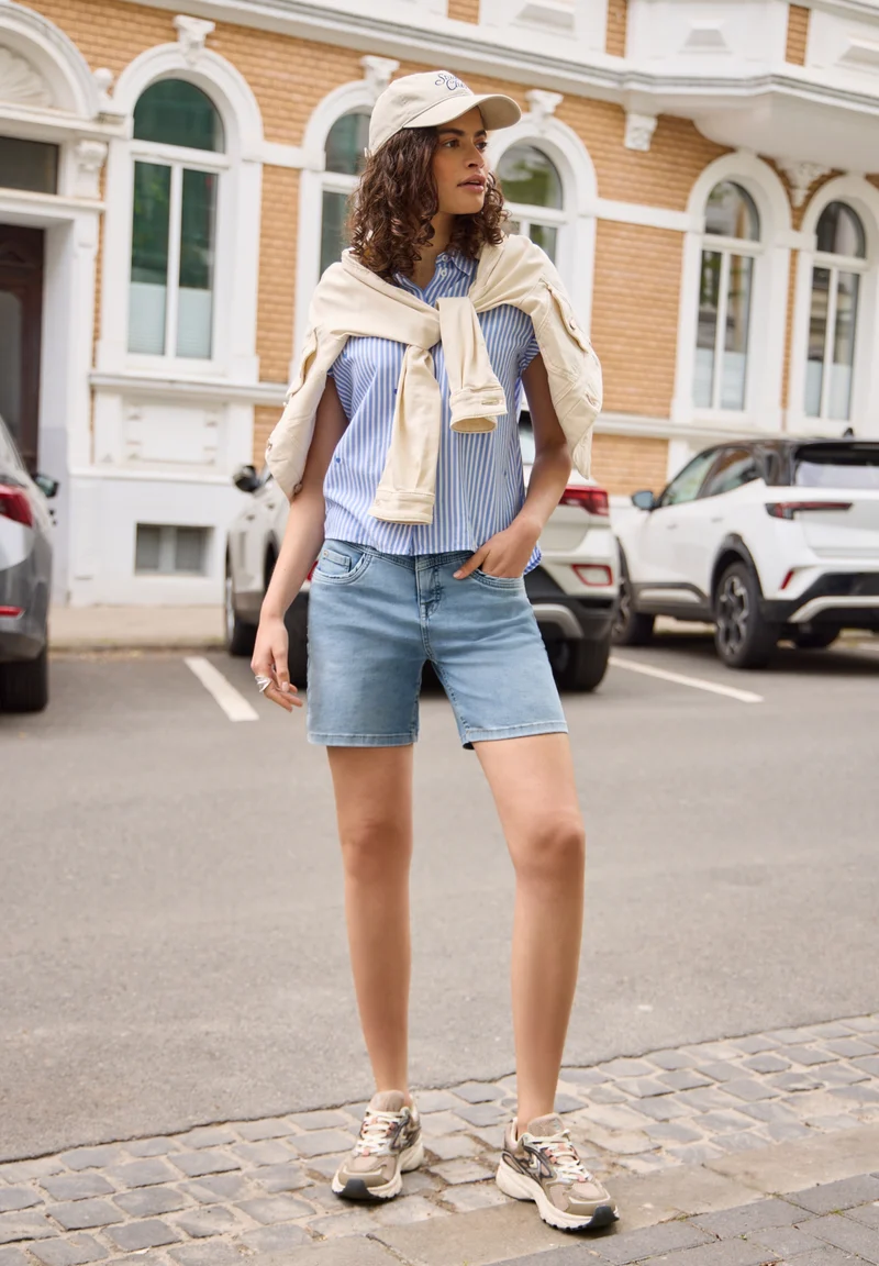 Studio Style Shorts,hw,light b, Light Blue Random washed