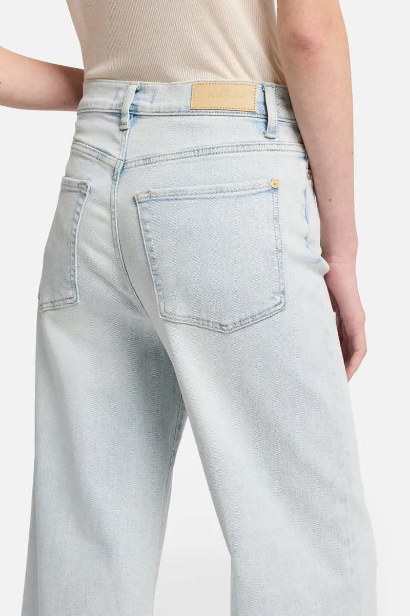 Luxe Vintage Ultra High Rise Cropped Jo in Maui