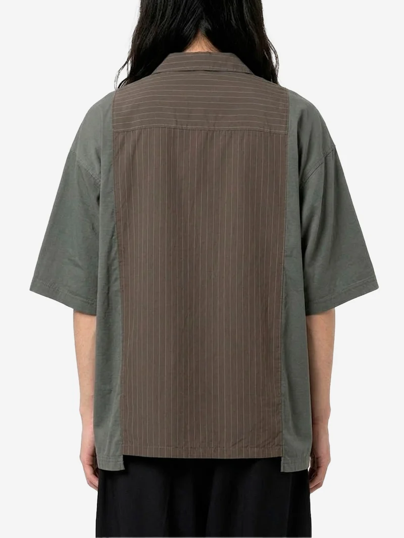 Camicia a manica corta in cupro con taschino e grafica
