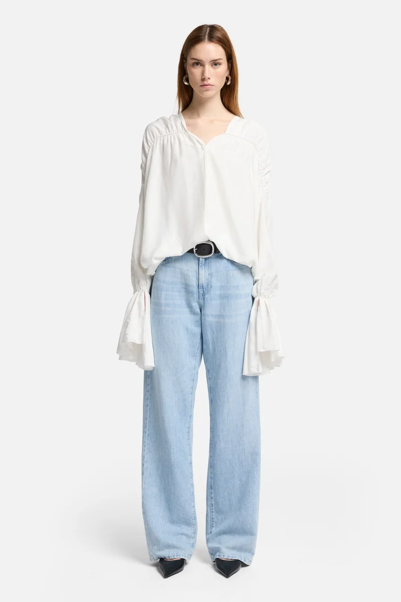Indigo Linen Tess Trouser in Kansas