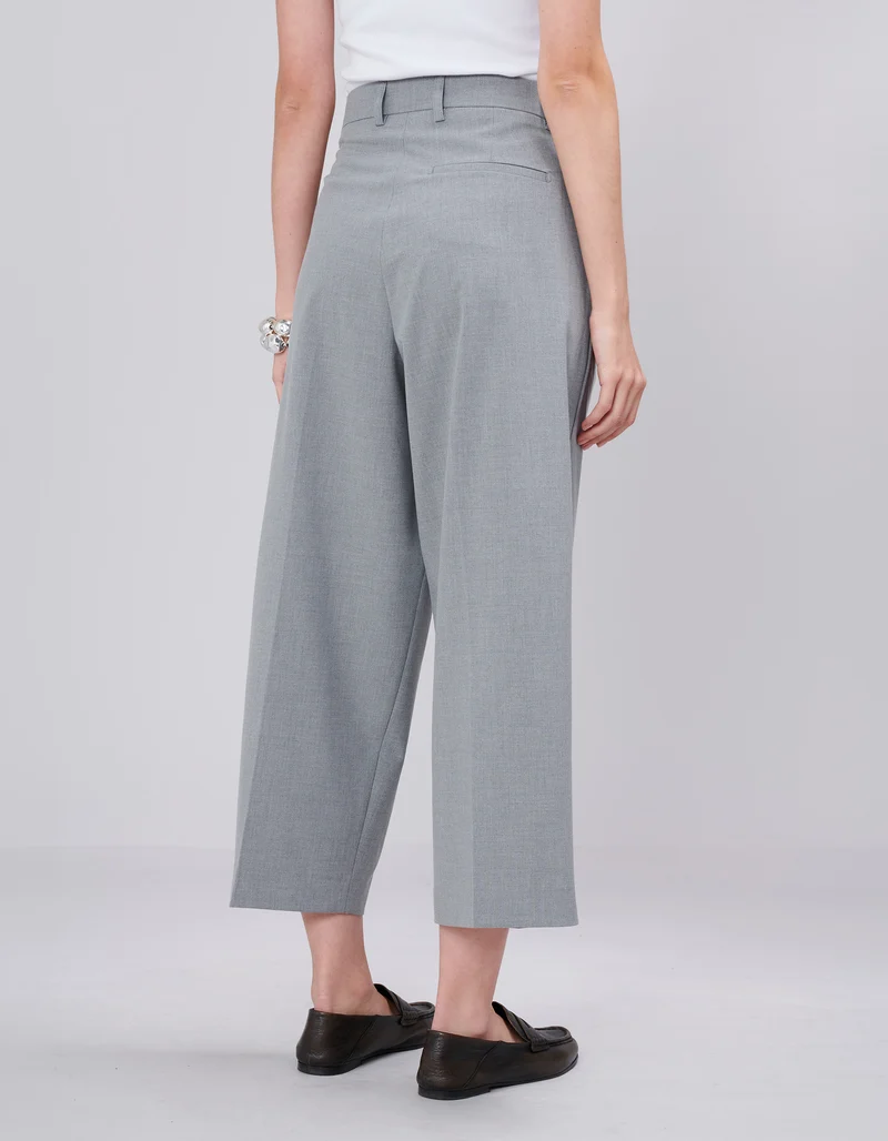 Cropped Bundfaltenhose Mila
