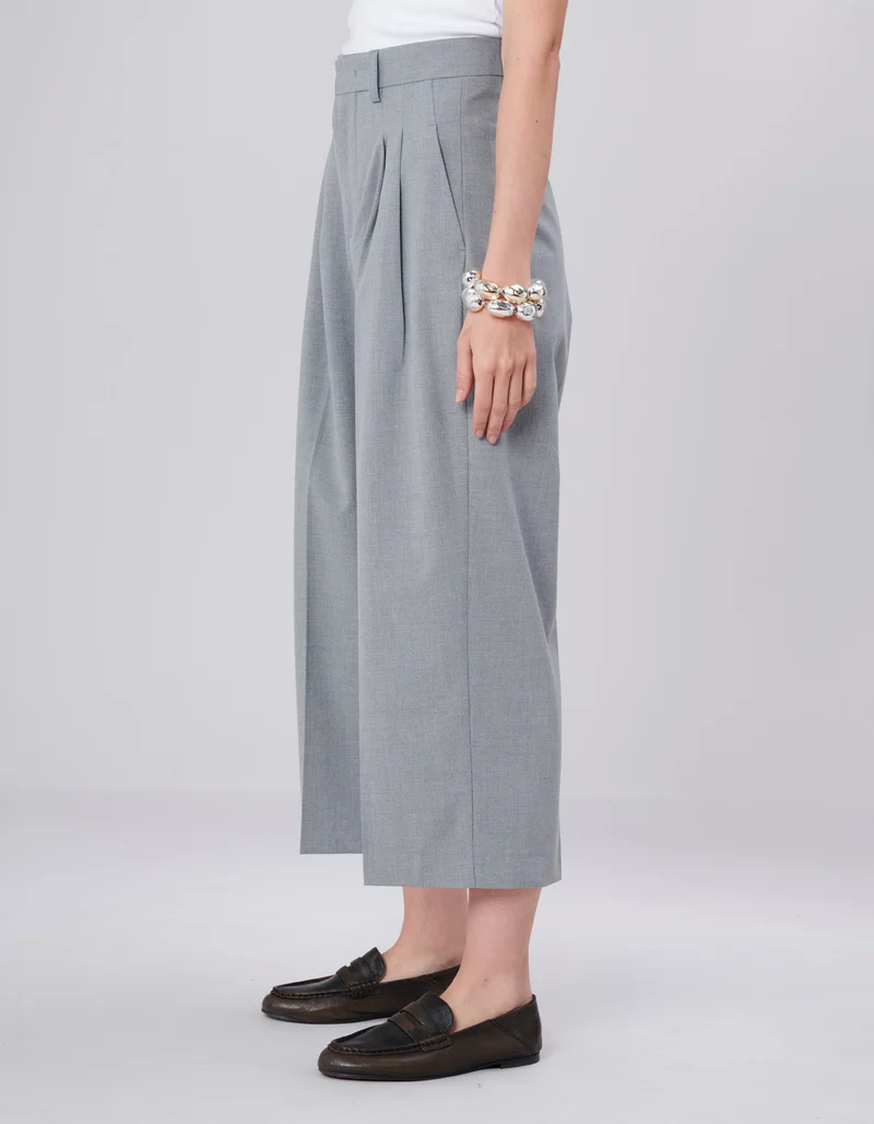 Cropped Bundfaltenhose Mila