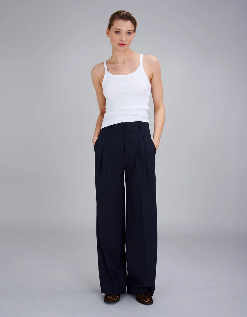 Wide-Leg Bundfaltenhose Josie
