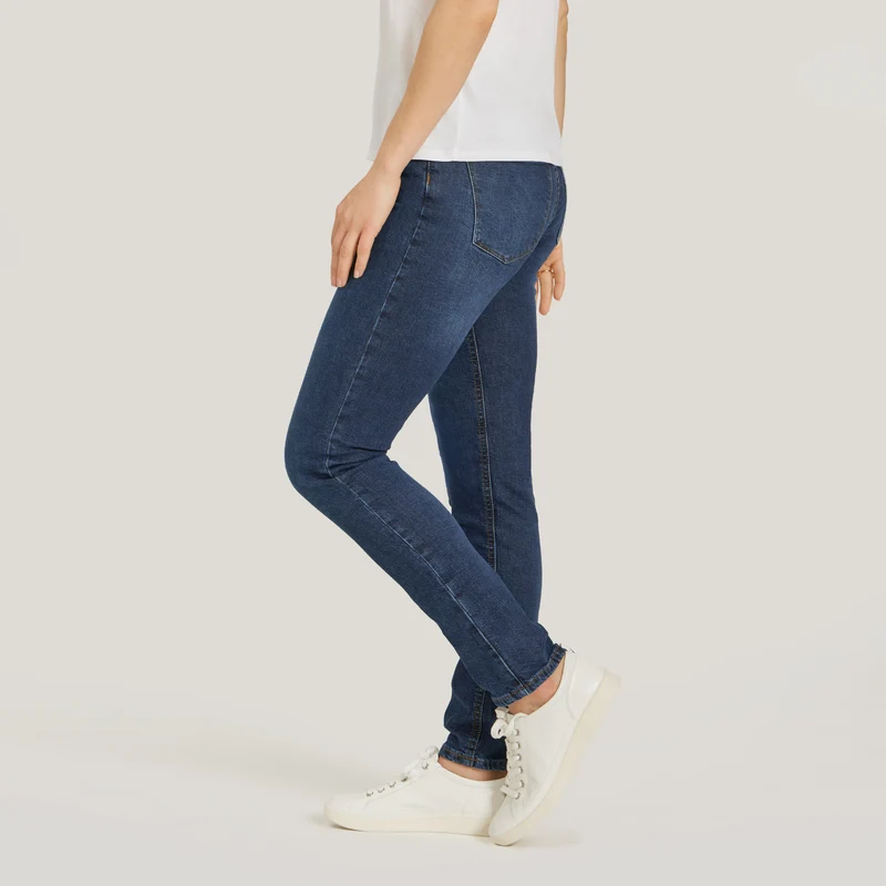 Slim Straight Ridge Jeans