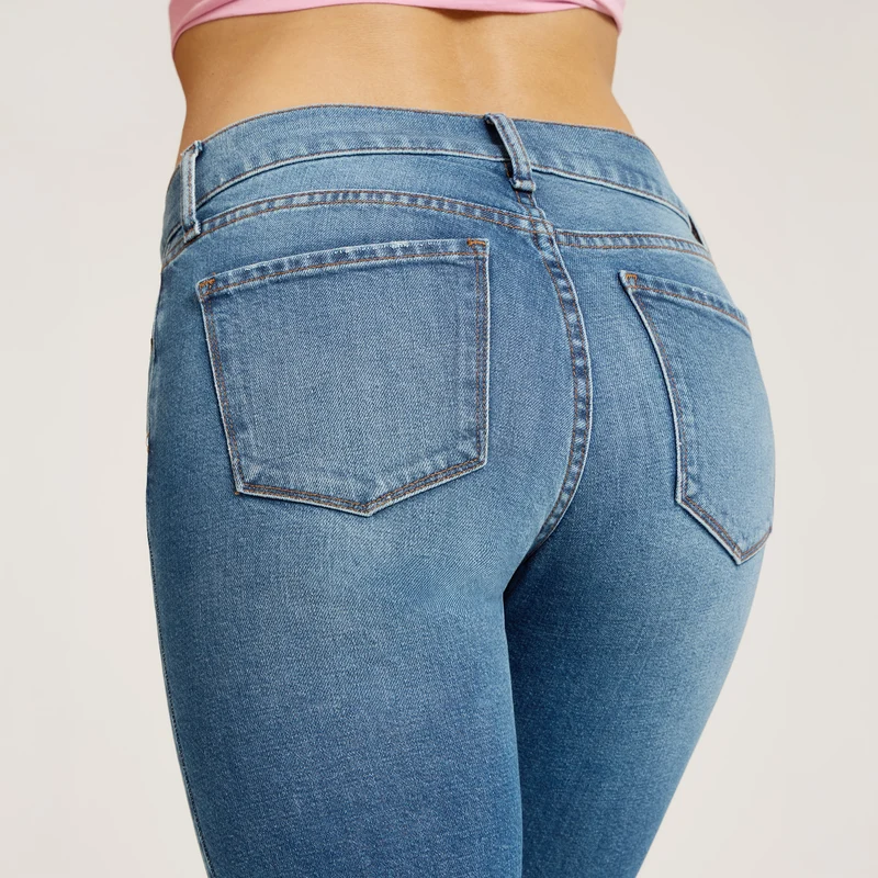 Slim Straight Ridge Jeans