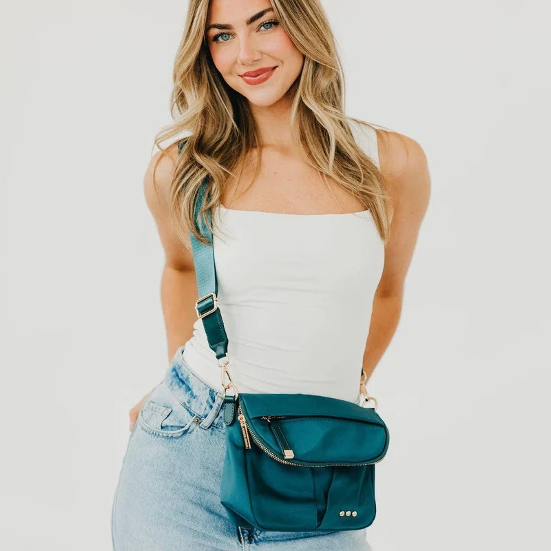 Tilly Crossbody Bag: Gray