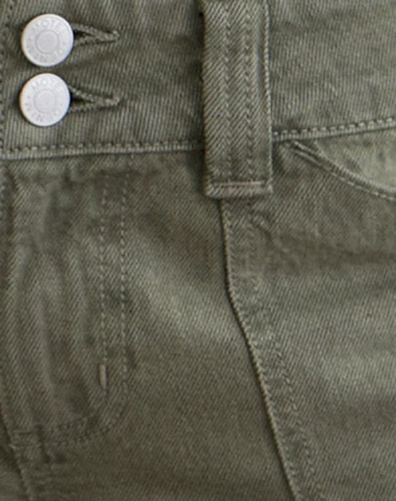Cargo-Jeans mit niedriger Leibhöhe und lockerer Passform in Olivgrün