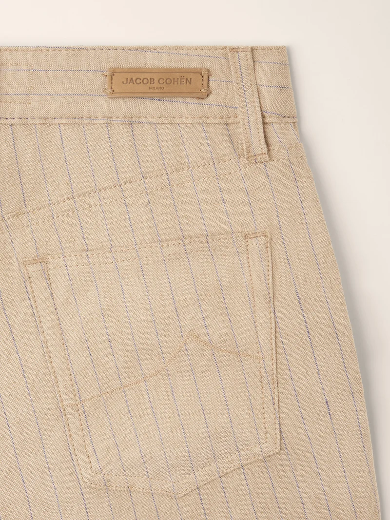 Victoria – Pants in Pinstripe Stretch Canvas