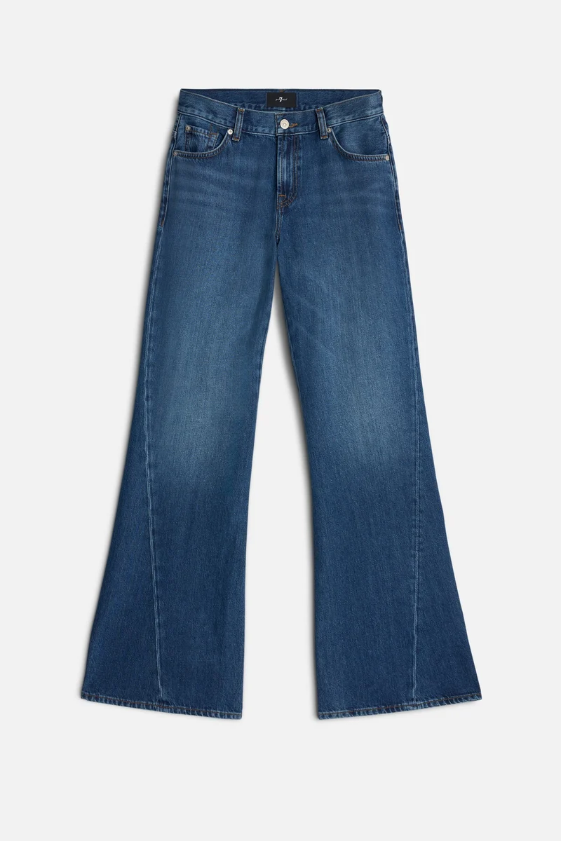 Slim Illusion Twisted Seam Spencer Flare in Mesa