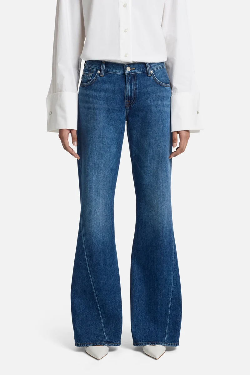 Slim Illusion Twisted Seam Spencer Flare in Mesa